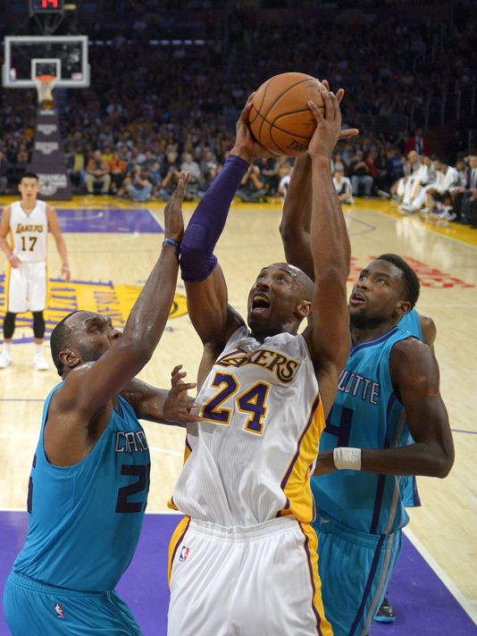 Charlotte Hornets vs Los Angeles Lakers