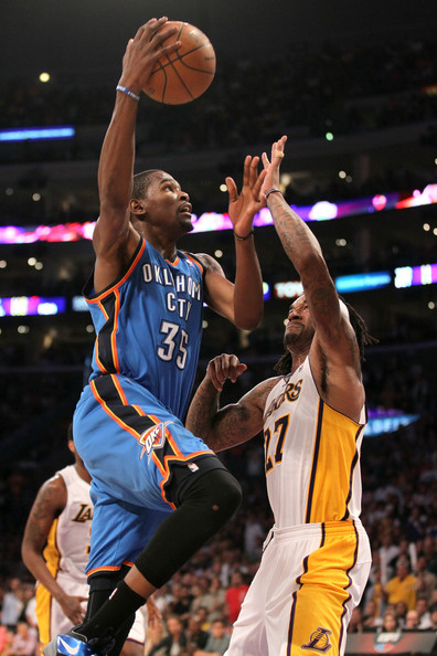 Oklahoma City Thunder vs Los Angeles Lakers