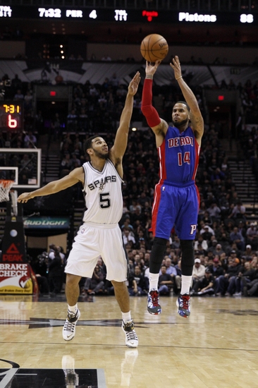 Detroit Pistons vs San Antonio Spurs