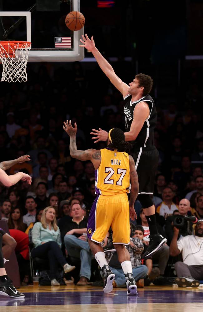 Brooklyn Nets vs Los Angeles Lakers