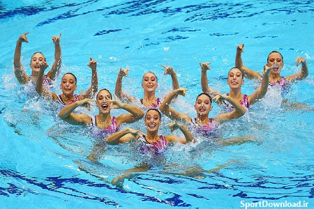 Synchronized swimming