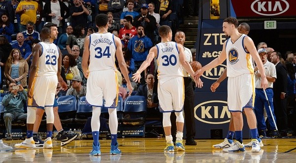 160326014909 stephen curry dallas mavericks v golden state warriors.1000x563