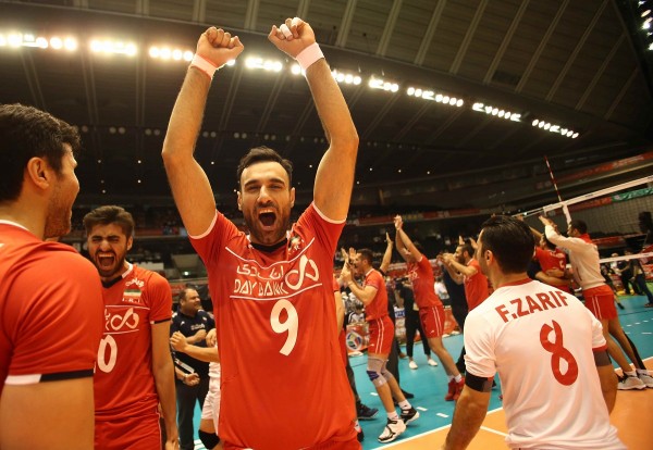 IranteamcelebratesvictoryoverCanada 1