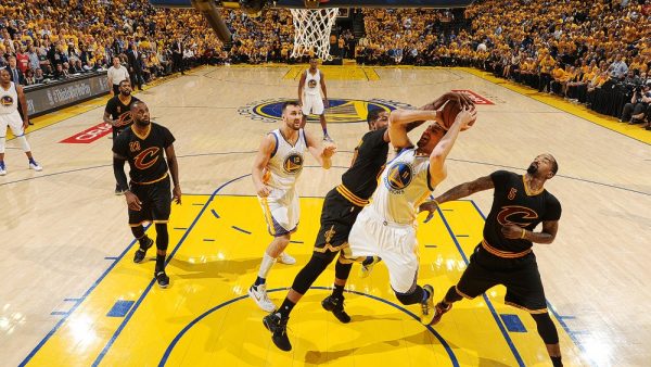 160613213024 tristan thompson klay thompson 2016 nba finals game five.1000x563