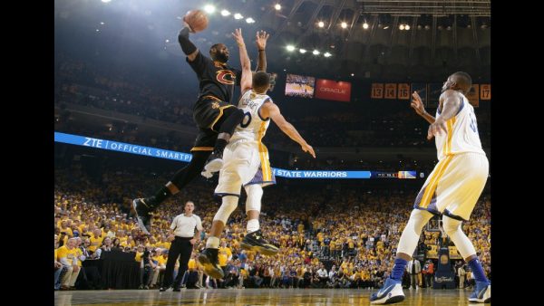 160619202330 lebron james stephen curry 2016 nba finals game seven.1000x563 1