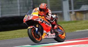 honda s marc marquez gets on the gas during practice at the 2016 italy motogp