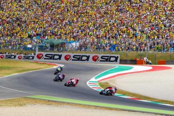 11698 gpmugello motogp action 0.gallery full top lg